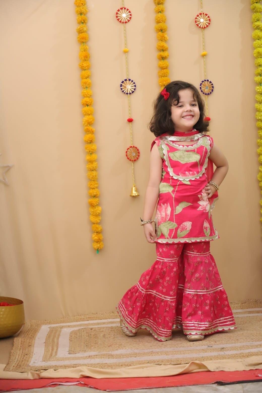 Girls Kurti sharara set with dupatta kid party wear dress Pakistani salwar kameez set Ethnic Indian Dress for baby girl floral kurti palazzo