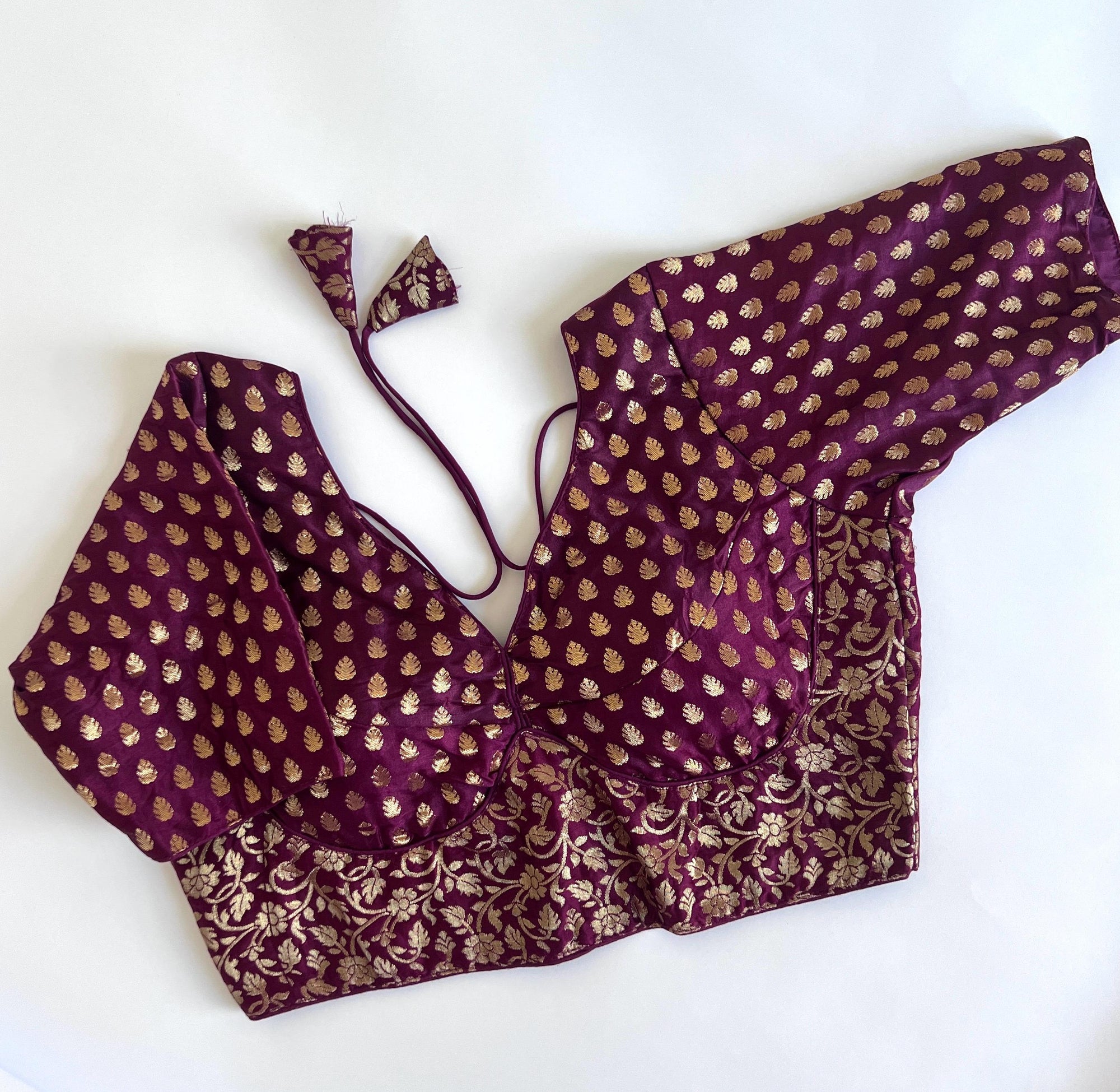 Ready to wear Saree Blouse for Women Indian Ethnic Pre-Stitched Blouse Top Jacquard Crop Top for Saree, Lehenga & Festival